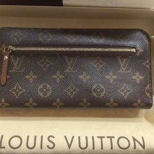 Louis Vuitton Insolite large long Wallet